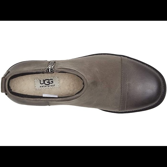 NIB🍁UGG Leather Boots🍁 - Picture 3 of 7